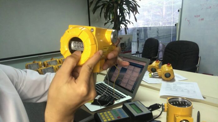 Làm thế nào để cài đặt khoảng đo Áp suất và tín hiệu đầu ra 4-20mA