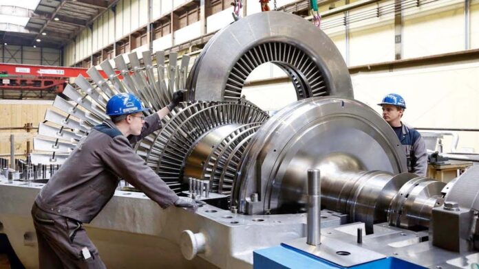 Amazing Technology Modern Steam Turbine Maintenance Process With Skilled Technician