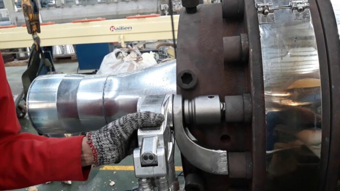 Bài viết: “Giải pháp hoàn hảo cho việc xiết bulong tại nhà máy: Ứng dụng Hytorc xiết bulong bằng Cờ lê thủy lực tại Nhà máy Ống Nhựa Hoa Sen – Part 2”