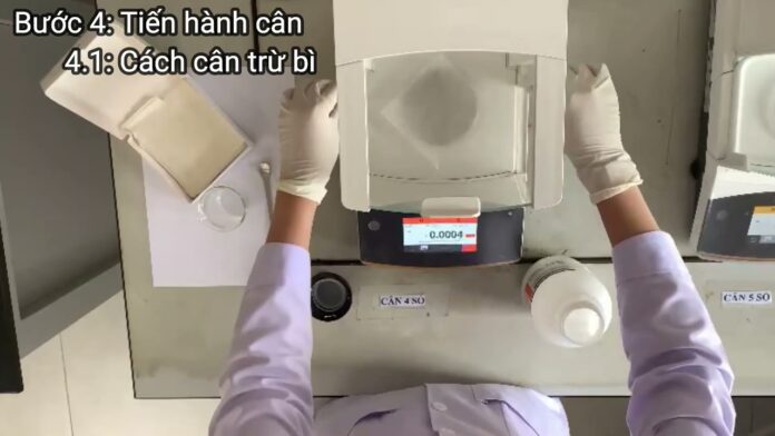 Hướng dẫn sử dụng Cân Phân Tích – Khoa Công Nghệ Hóa Học – HuFi cho hoạt động sản xuất ở nhà máy.