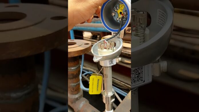 “Sự cần thiết của Rosemont RTD with headmounted Temperature Transmitter ll trong tự động hóa nhà máy và phòng thí nghiệm”