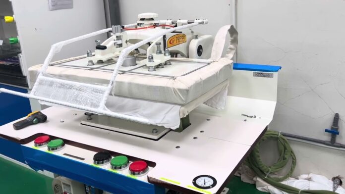 Máy Thử Nghiệm Độ Co Rút Của Vải Bằng Phương Pháp Ép Hơi Nước BCG-80 Daiei Kagaku | Việt Nam Distributor | INO Measure