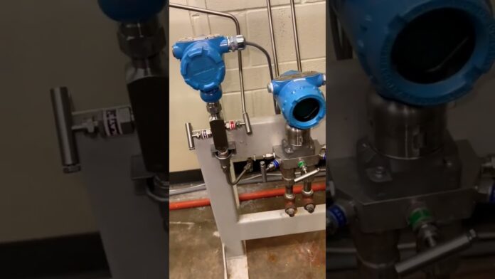 Tiêu đề: “Sử dụng bộ khuếch đại Rosemount Transmitter Manifold – Ứng dụng, lợi ích và cần thiết cho ngành công nghiệp và tự động hóa”