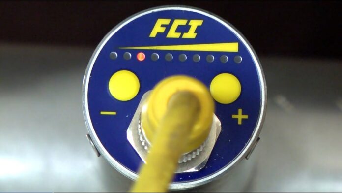 Tiêu đề: “Tận dụng lợi ích và ứng dụng của FS10 Series Flow Monitor trong tự động hóa công nghiệp và phòng thí nghiệm”