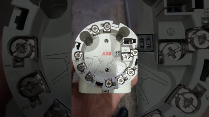 Tiêu đề: “Sự Cần Thiết của ABB Temperature Transmitter trong Phòng Thí Nghiệm và Tự Động Hóa Công Nghiệp”