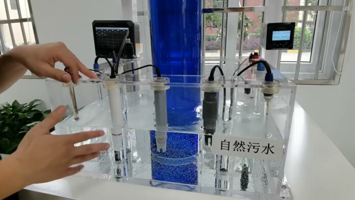 Tiêu đề: ĐẶT MÌNH LÀ CHUYÊN GIA VỚI THIẾT BỊ LẮNG ĐIỆN – pH METER MODEL XYZ CỦA HÃNG ABC